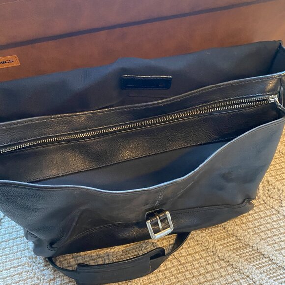 Vintage Timberland Heavy Duty Black Leather Briefcase Messenger Bag - Picture 4 of 13